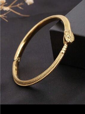 18k GF Snake Head Bangle Bracelet - Elegant Women’s Jewelry